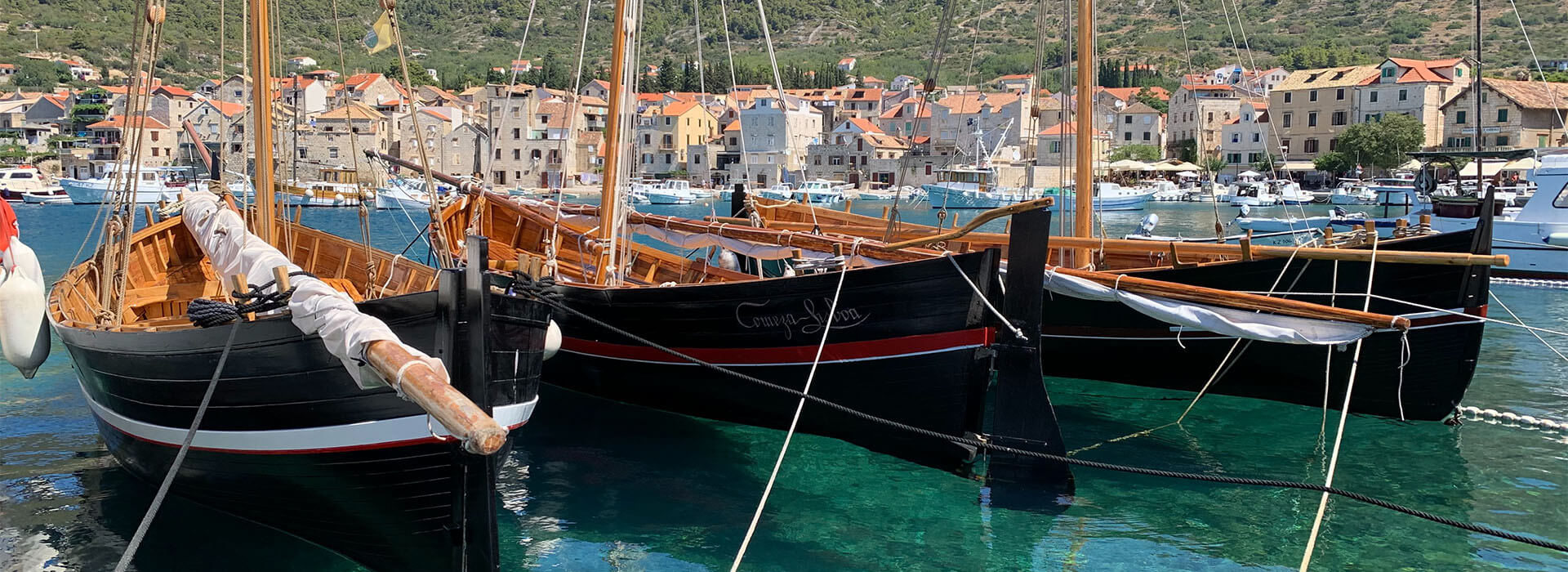 Split boat tours Antares VIP